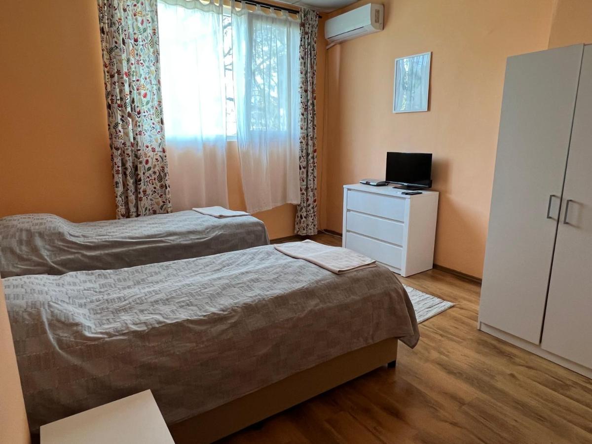 Oleander Rooms & Apartment София Экстерьер фото