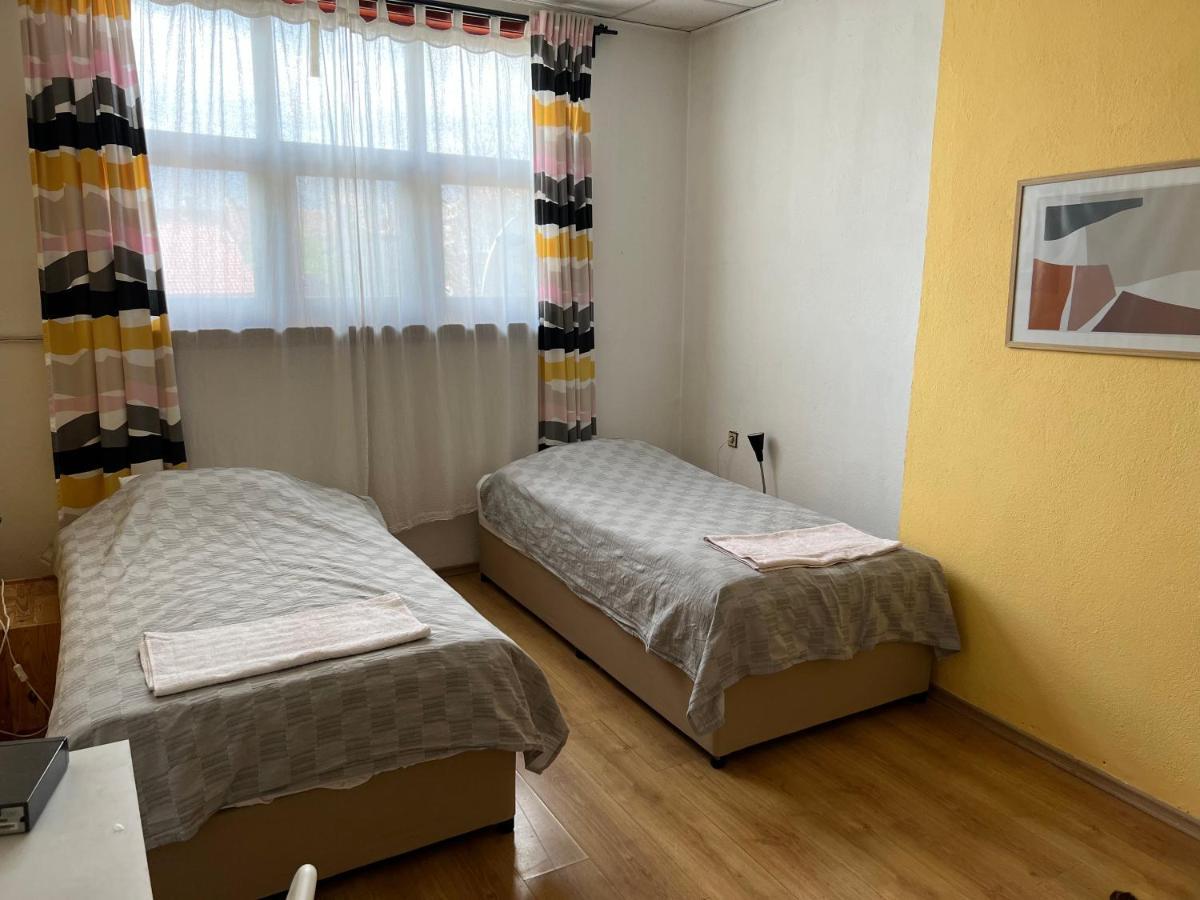 Oleander Rooms & Apartment София Экстерьер фото