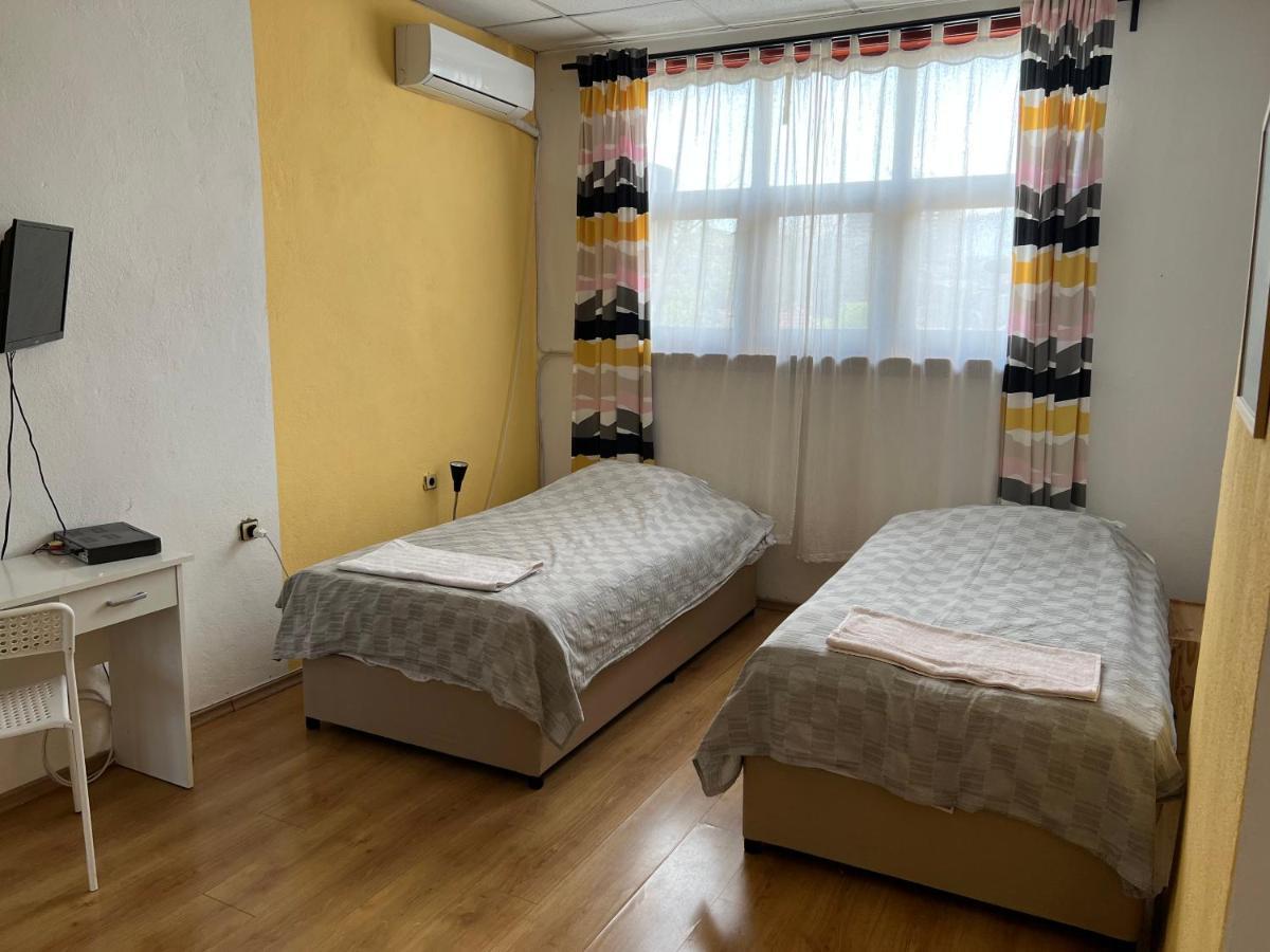 Oleander Rooms & Apartment София Экстерьер фото